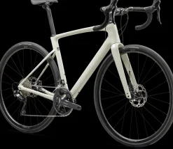 Roubaix SL8 Sport 105